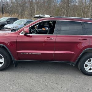 JEEP GRAND CHEROKEE LAREDO - 4