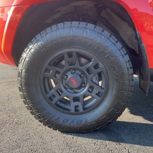 صورة مصغرة 17 لـ 2023 Toyota 4RUNNER TRD PRO
