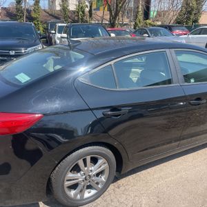 HYUNDAI ELANTRA SE - 9