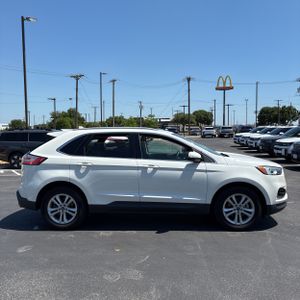 FORD EDGE SEL - 10