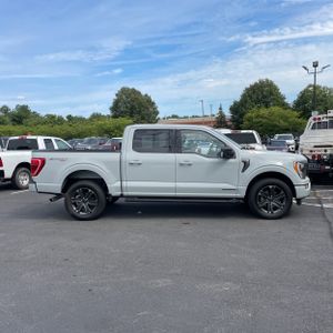 2023 FORD F-150 XLT — фото 10