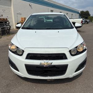 2015 Chevrolet SONIC LS — миниатюра 14