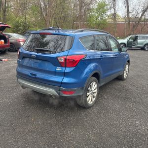 FORD ESCAPE SEL - 8