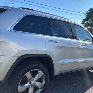 JEEP GRAND CHEROKEE OVERLAND - 9