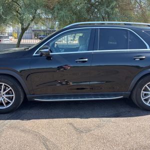 2025 Mercedes-BENZ GLE — фото 4