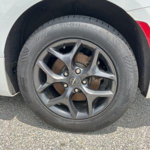 2020 Chrysler PACIFICA TOURING — миниатюра 18