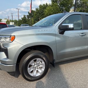 صورة 2 لـ 2026 Chevrolet SILVERADO 1500 LT