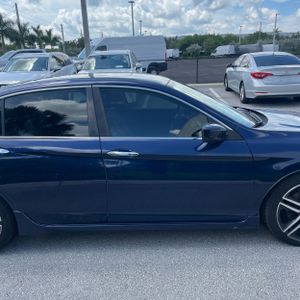 2017 Honda ACCORD SPORT — фото 11