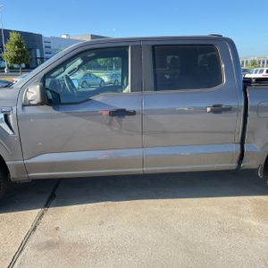 2023 FORD F-150 XLT photo 4