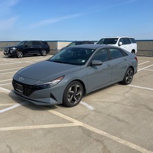 HYUNDAI ELANTRA SEL - 1