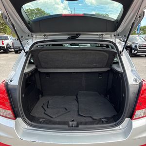 2019 Chevrolet TRAX LS thumbnail 41