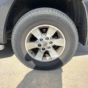 2013 Toyota 4RUNNER SR5 thumbnail 18