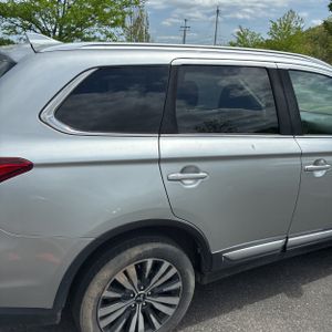 MITSUBISHI OUTLANDER SEL 2.4 S-AWC - 9