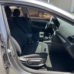 صورة مصغرة 32 لـ 2019 Hyundai ELANTRA SEL