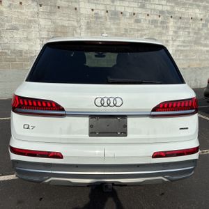 AUDI Q7 PREMIUM PLUS - 7