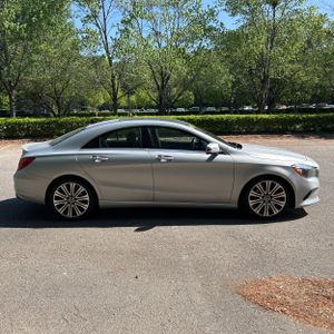 MERCEDES-BENZ CLA - 10