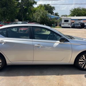 صورة 8 لـ 2026 Nissan ALTIMA SV