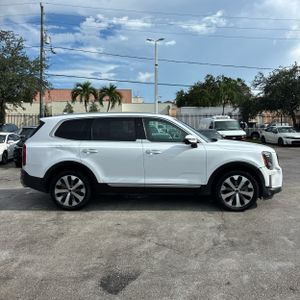 2022 KIA TELLURIDE S 照片 10
