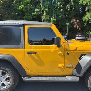 صورة 10 لـ 2019 JEEP WRANGLER SPORT S