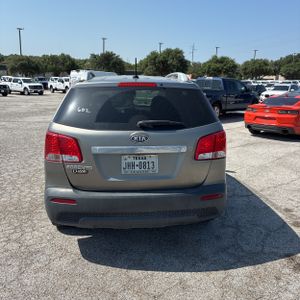 2013 KIA SORENTO LX — фото 7
