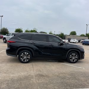 TOYOTA HIGHLANDER - 10