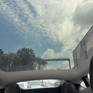 2021 Tesla MODEL Y LONG RANGE — миниатюра 41