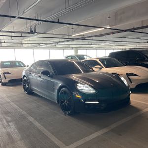 PORSCHE PANAMERA - 8