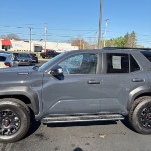 TOYOTA 4RUNNER - 4