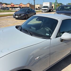 صورة 2 لـ 2026 Mazda MX-5 MIATA RF GRAND TOURING
