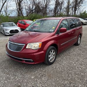 CHRYSLER TOWN & COUNTRY TOURING - 1