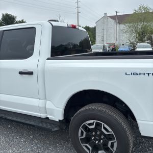 FORD F-150 LIGHTNING XLT - 6