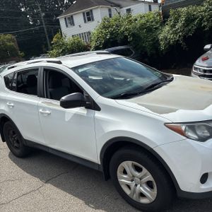 2015 Toyota RAV4 LE 照片 13