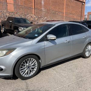 FORD FOCUS TITANIUM - 2