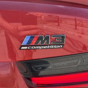2026 BMW M3 COMPETITION XDRIVE — миниатюра 23