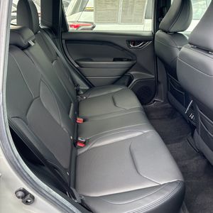 2026 Subaru FORESTER LIMITED — миниатюра 30