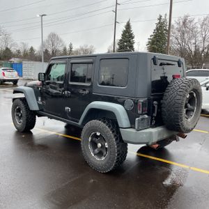 JEEP WRANGLER UNLIMITED X - 4