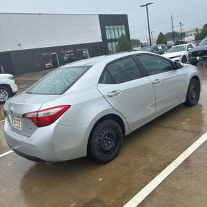 2015 Toyota COROLLA LE photo 8