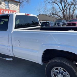 CHEVROLET SILVERADO - 6