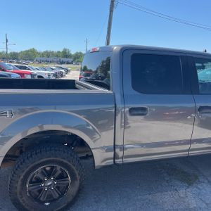 FORD F-150 XLT - 9