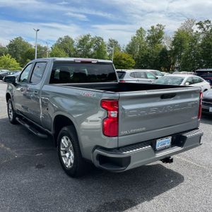 2025 Chevrolet SILVERADO 1500 RST 照片 3