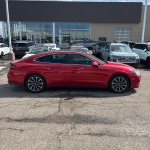 HYUNDAI SONATA LIMITED - 10