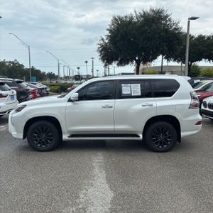 صورة 3 لـ 2023 Lexus GX 460 BASE