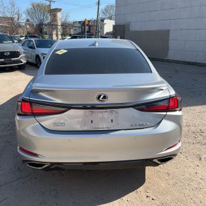 LEXUS ES 350 F SPORT HANDLING - 7