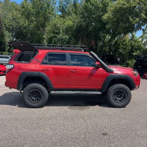 2017 Toyota 4RUNNER TRD OFF-ROAD — фото 10