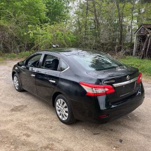 NISSAN SENTRA S - 3