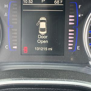2016 Chrysler 200 LIMITED — миниатюра 40