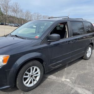 DODGE GRAND CARAVAN SXT - 2
