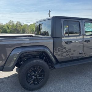 JEEP GLADIATOR SPORT S - 9