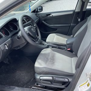 2017 Volkswagen JETTA 1.4T S thumbnail 31
