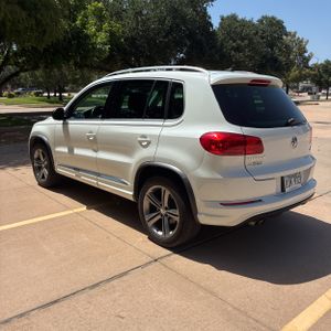 صورة 5 لـ 2017 Volkswagen TIGUAN 2.0T SPORT 4MOTION